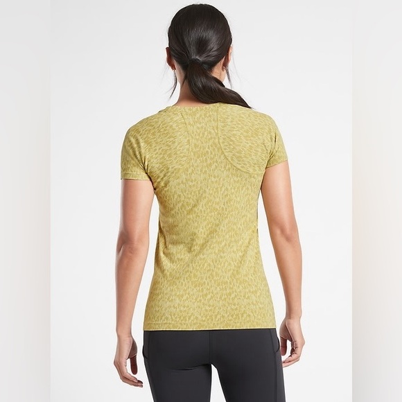Athleta Yellow Patterned Women's Top - Picture 4 of 9